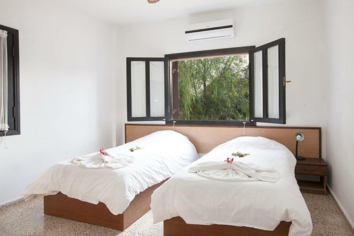 Selenias Balci Plaza Hotel And Balci Plaza Guest Bungalows Karpaz Peninsula المظهر الخارجي الصورة